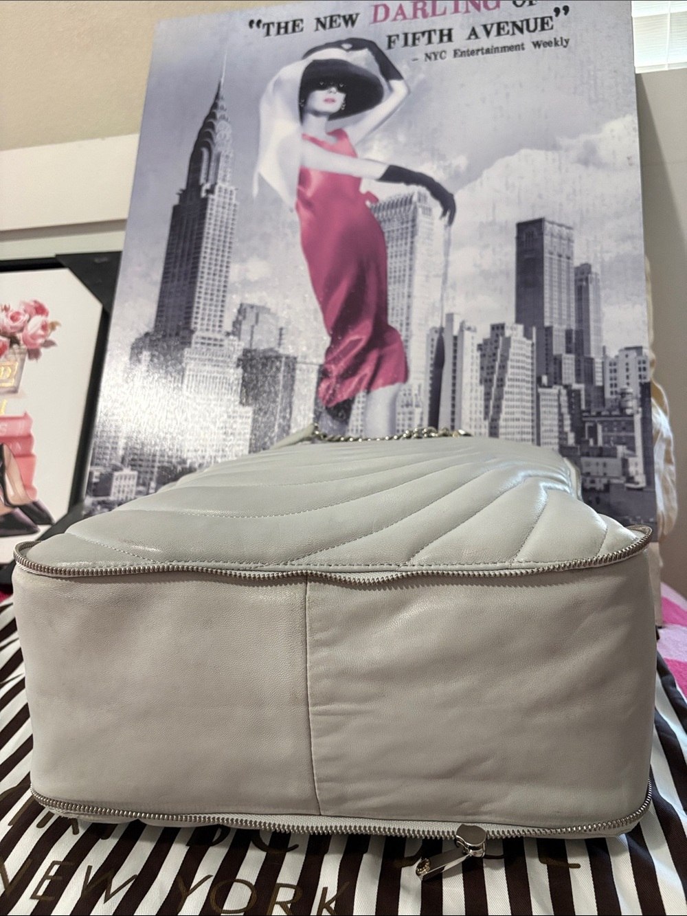 Henri Bendel No 7 Quilted lambskinnTote Bag in Light Gray - Picture 7 of 16